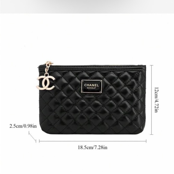 CHANEL VIP GWP Black Mekeup Pouch - Picture 5 of 15